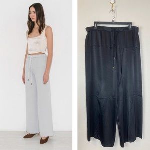 Paris Georgia Women’s Basics Drawstring Slouchy Pants in Black